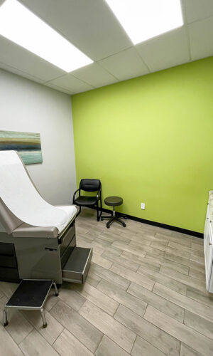 A photo of an inviting room used for patient care at Swift Health Morrow